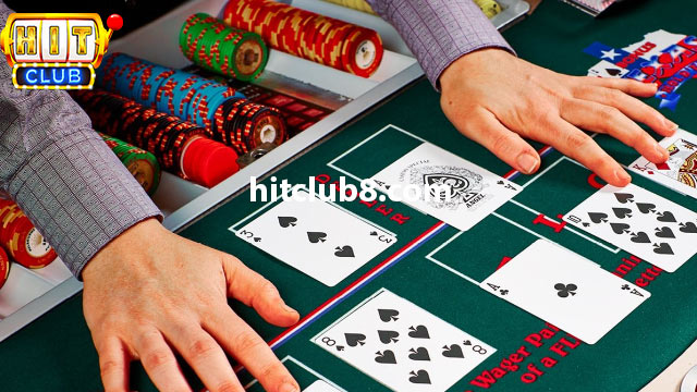 Cách chơi Poker Texas Holdem dễ hiểu khi nắm được toàn bộ thuật ngữ quan trọng 